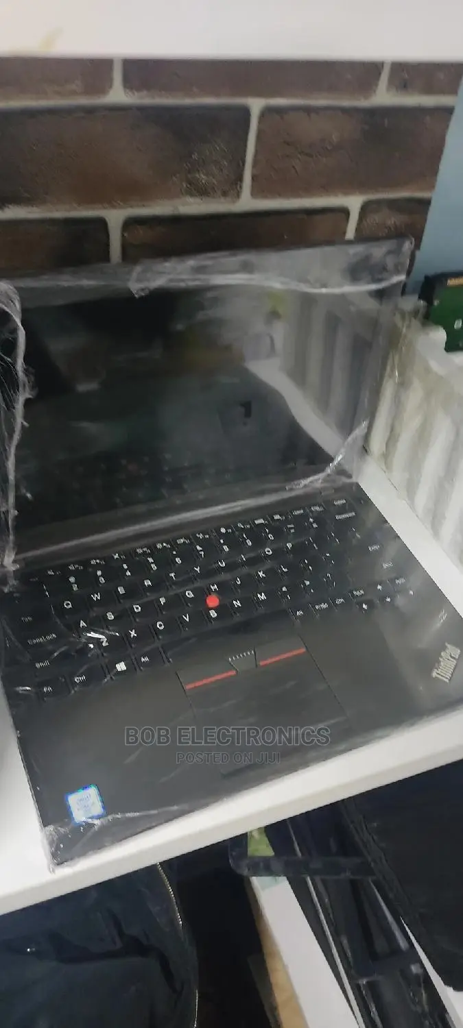 Laptop Lenovo ThinkPad X250 4GB Intel Core I5 500GB