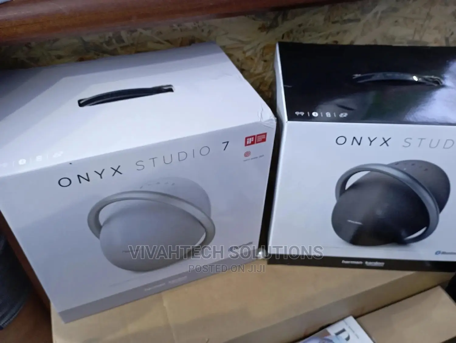 Harman Kardon Onyx Studio 7 Speaker