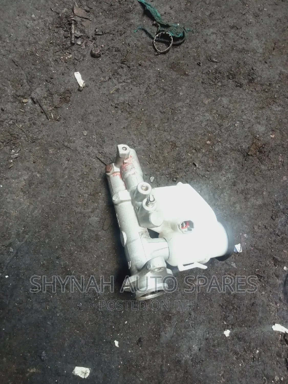 Double Piston Brake Master Cylinder Toyota Townace, Cruiser