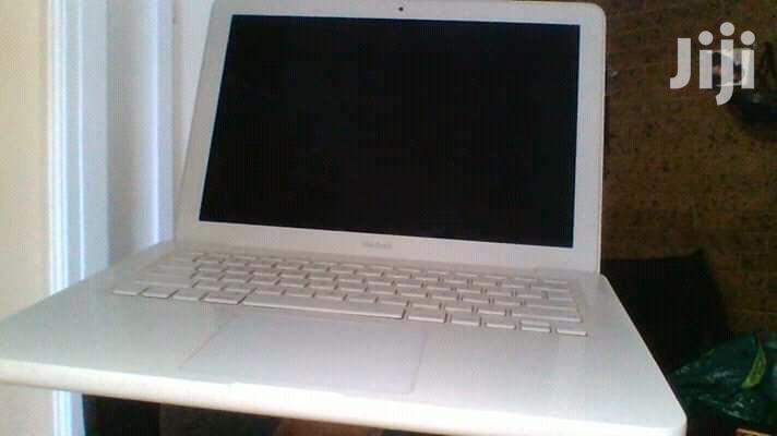 Laptop Apple MacBook 14" 320GB HDD 4GB RAM