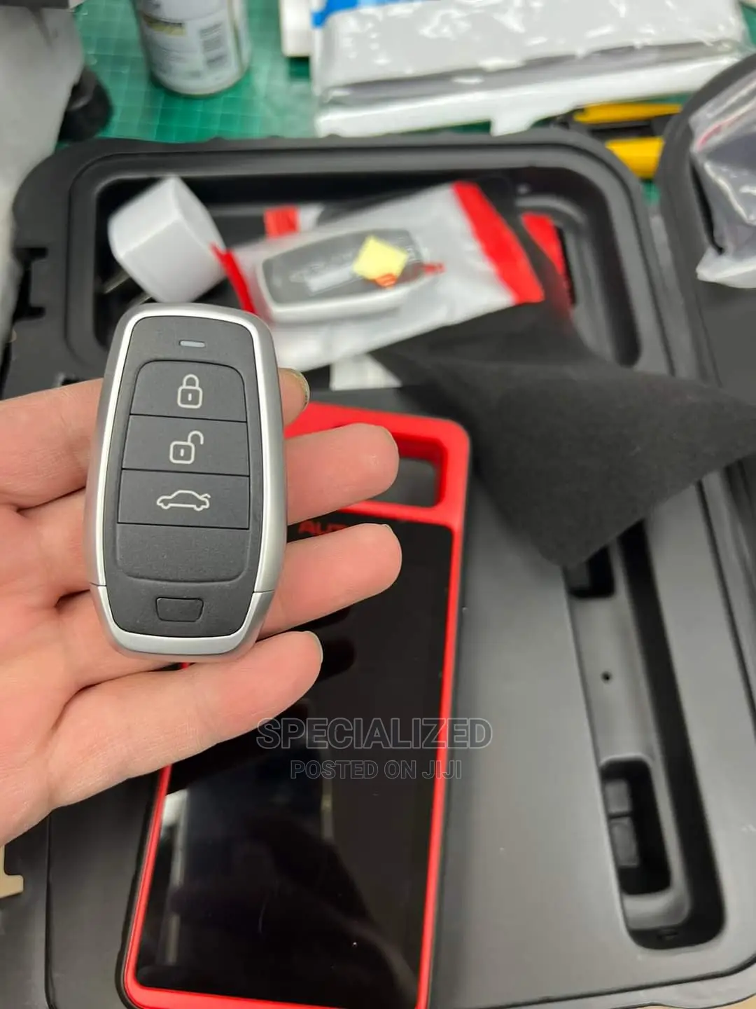 Autel Maxiim KM100 Car Immobilizer Programer Key Generator