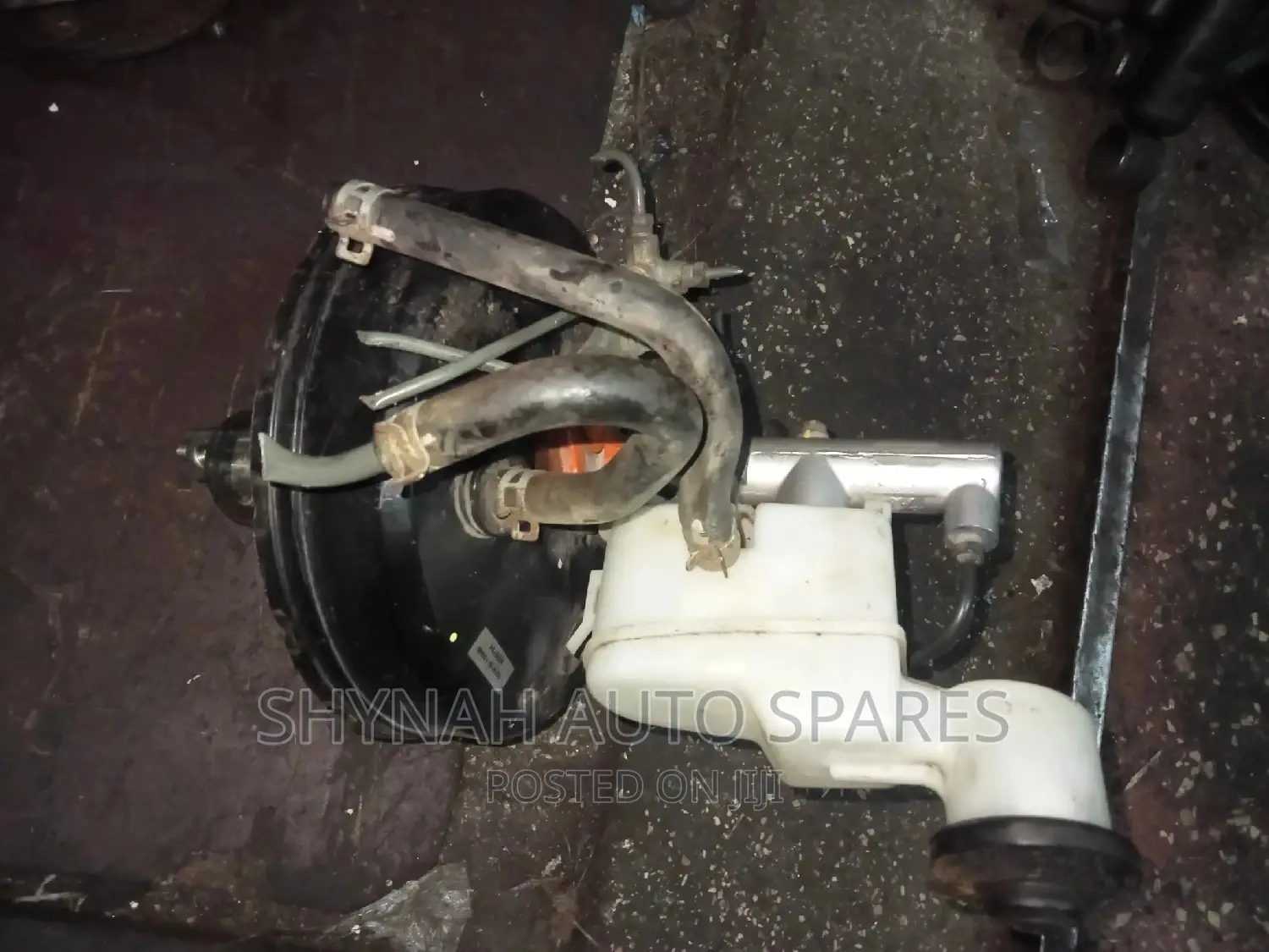 Brake Master Cylinder and Booster Toyota Hilux Vigo Japan
