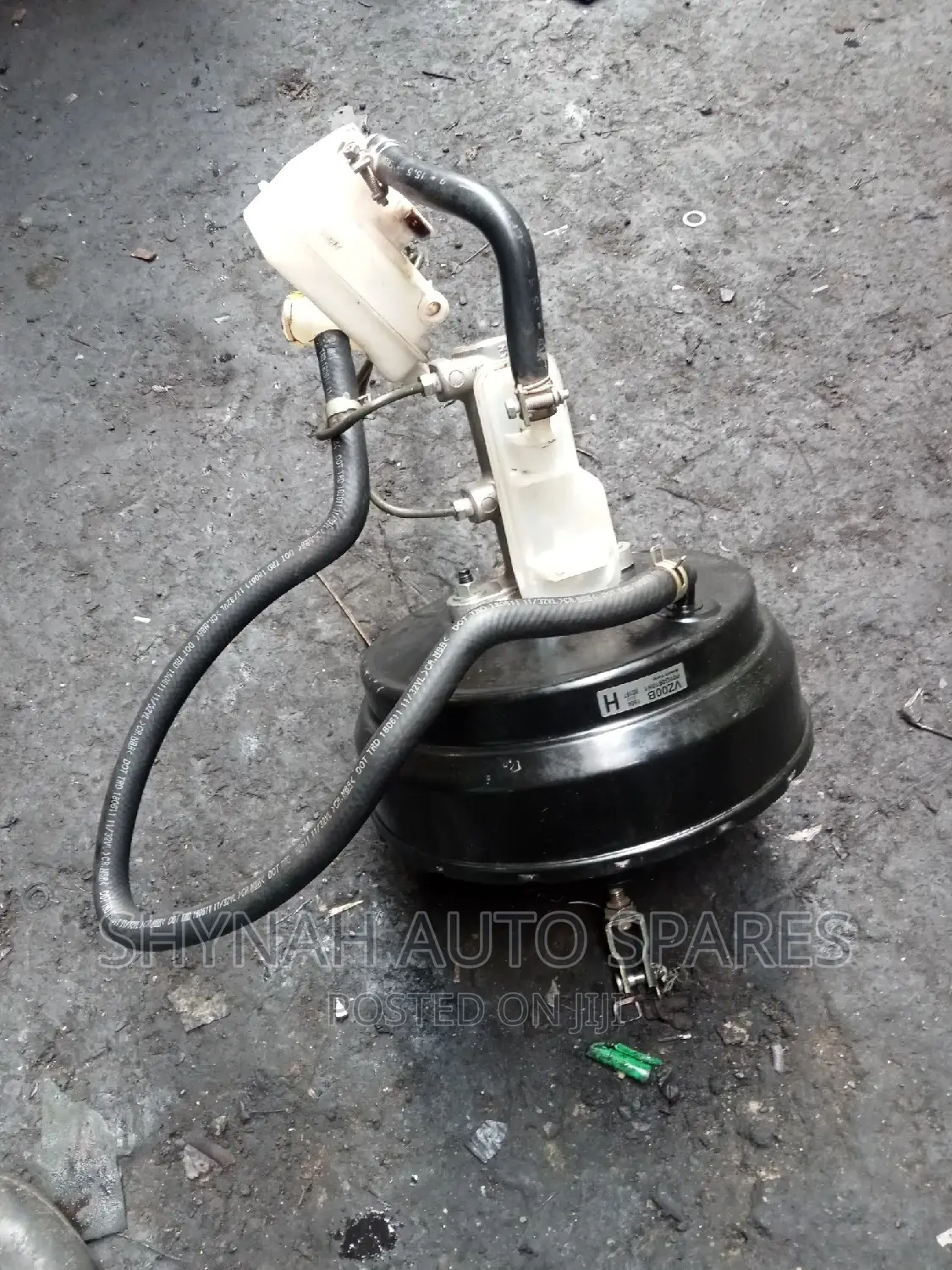 Brake Booster and Master Cylinder Nissan Nguruwe