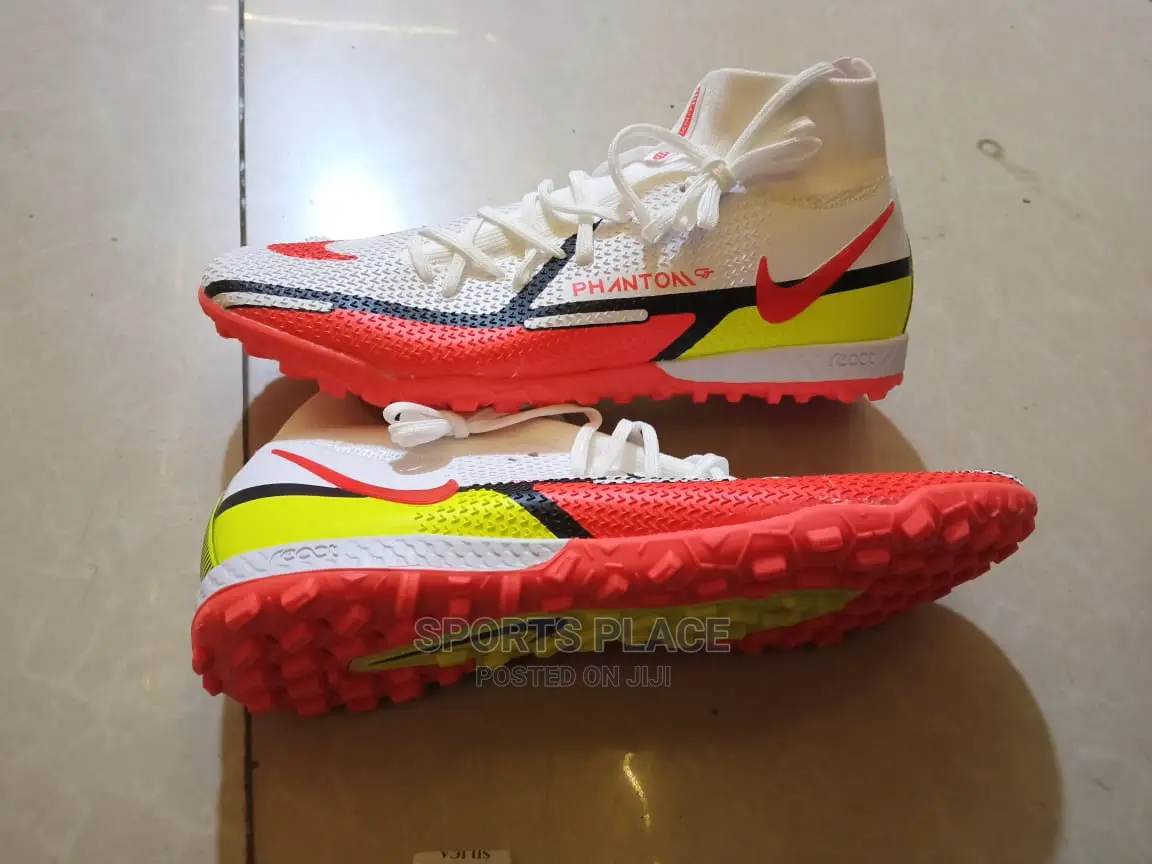 Phantom GT II Motivation Astro TF Football Trainers