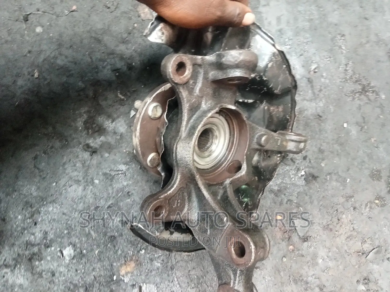 Front Hub Toyota Wish New Model Left Side