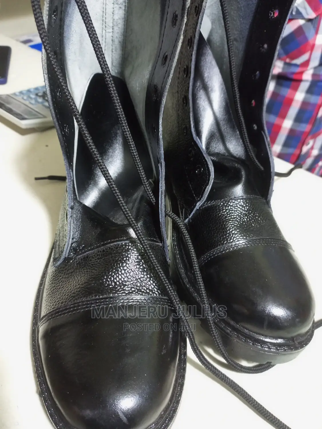 Securical Boots