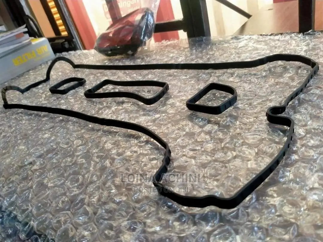 Volvo S40,S60 V5 2.0 Top Cover Seal
