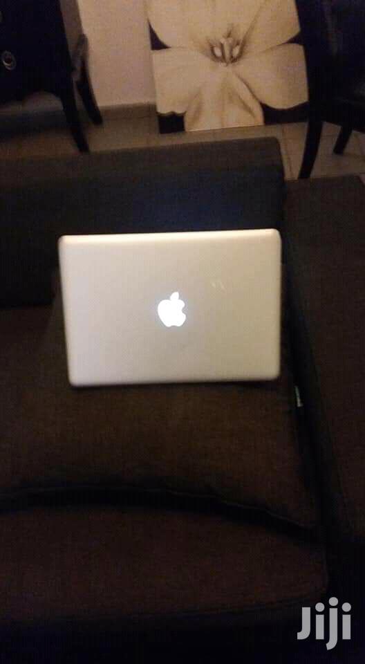 Laptop Apple MacBook Pro 4GB Intel Core i5 HDD 500GB