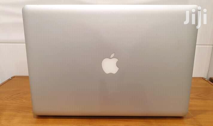Laptop Apple MacBook Pro 4GB Intel Core i5 HDD 500GB