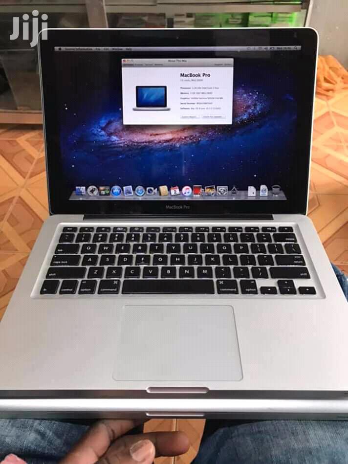 Laptop Apple MacBook Pro 4GB Intel Core i5 HDD 500GB