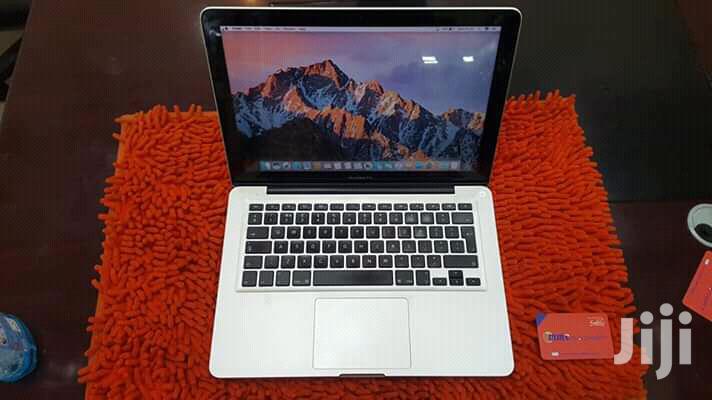 Laptop Apple MacBook Pro 4GB Intel Core i5 HDD 500GB