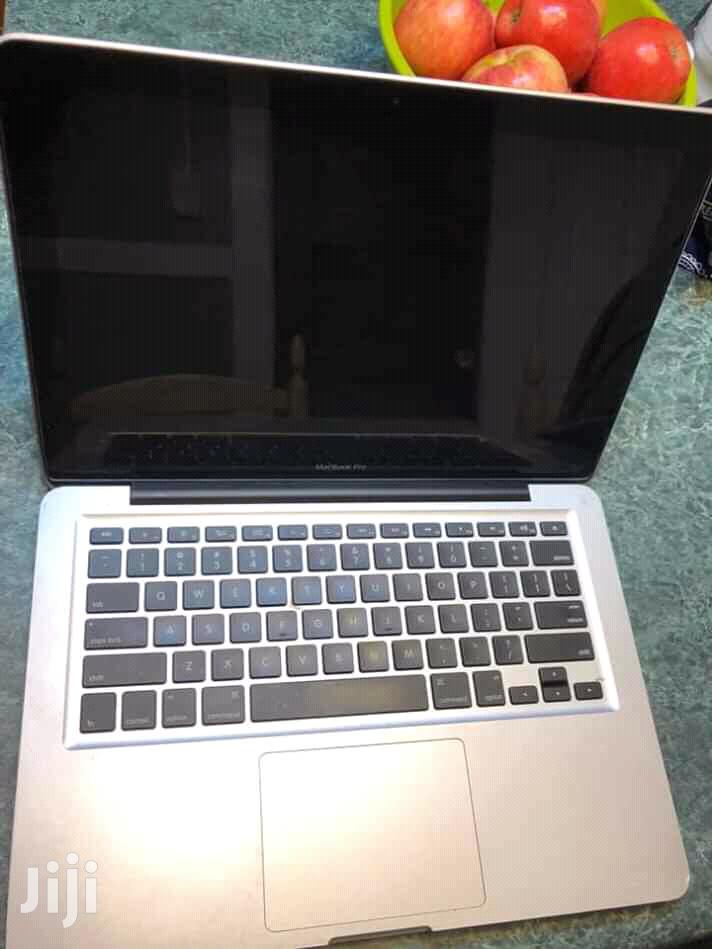 Laptop Apple MacBook Pro 4GB Intel Core i5 HDD 500GB