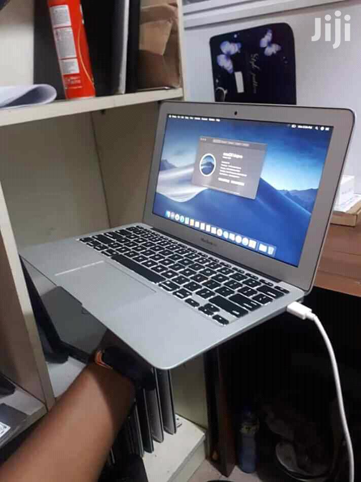 Laptop Apple MacBook Air 8GB Intel Core i5 SSD 256GB