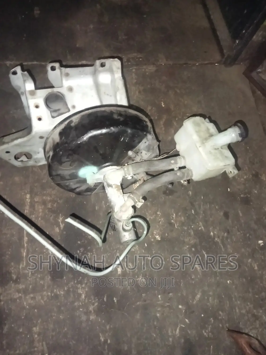 Brake Master Cylinder and Booster Nissan E23