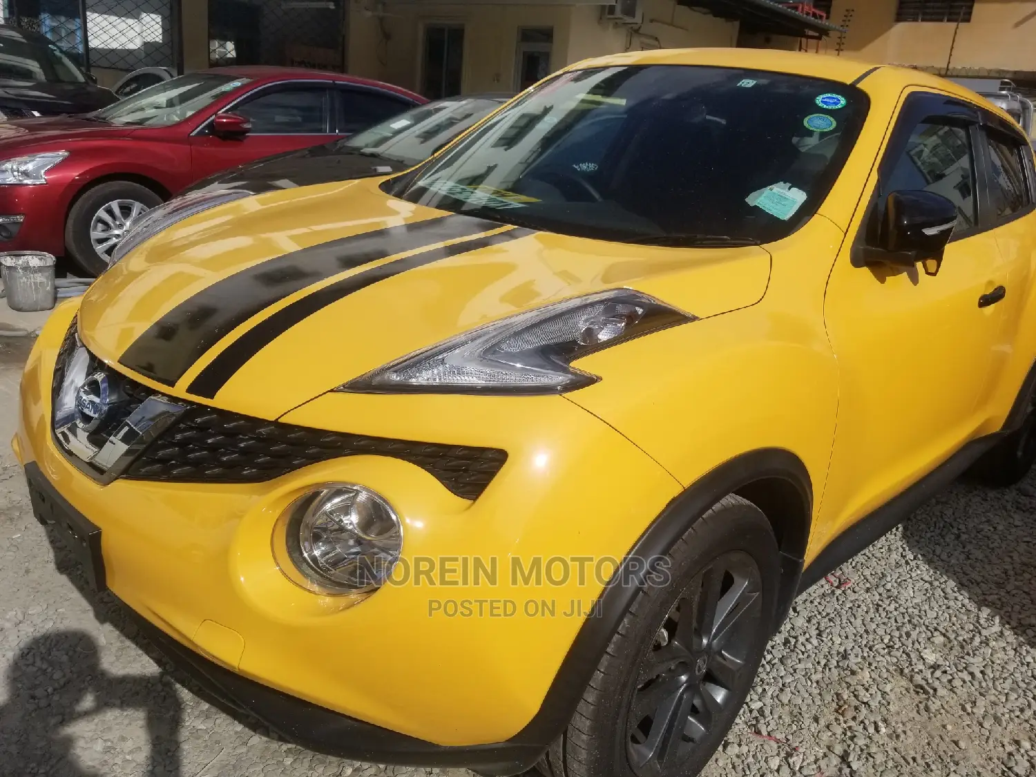 Nissan Juke 2015 Yellow