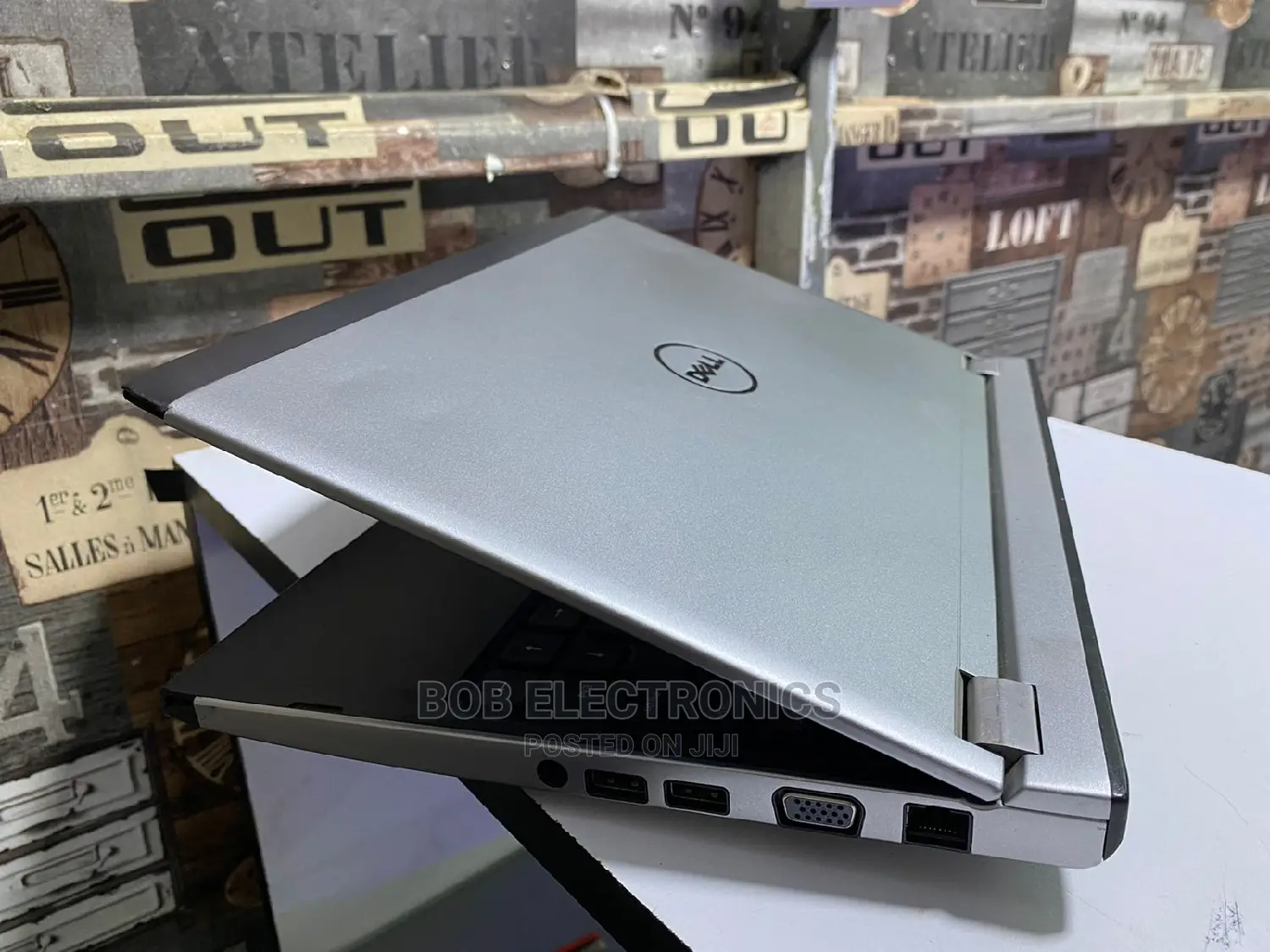 Laptop Dell Insprion 11Z 4GB Intel Celeron 250GB