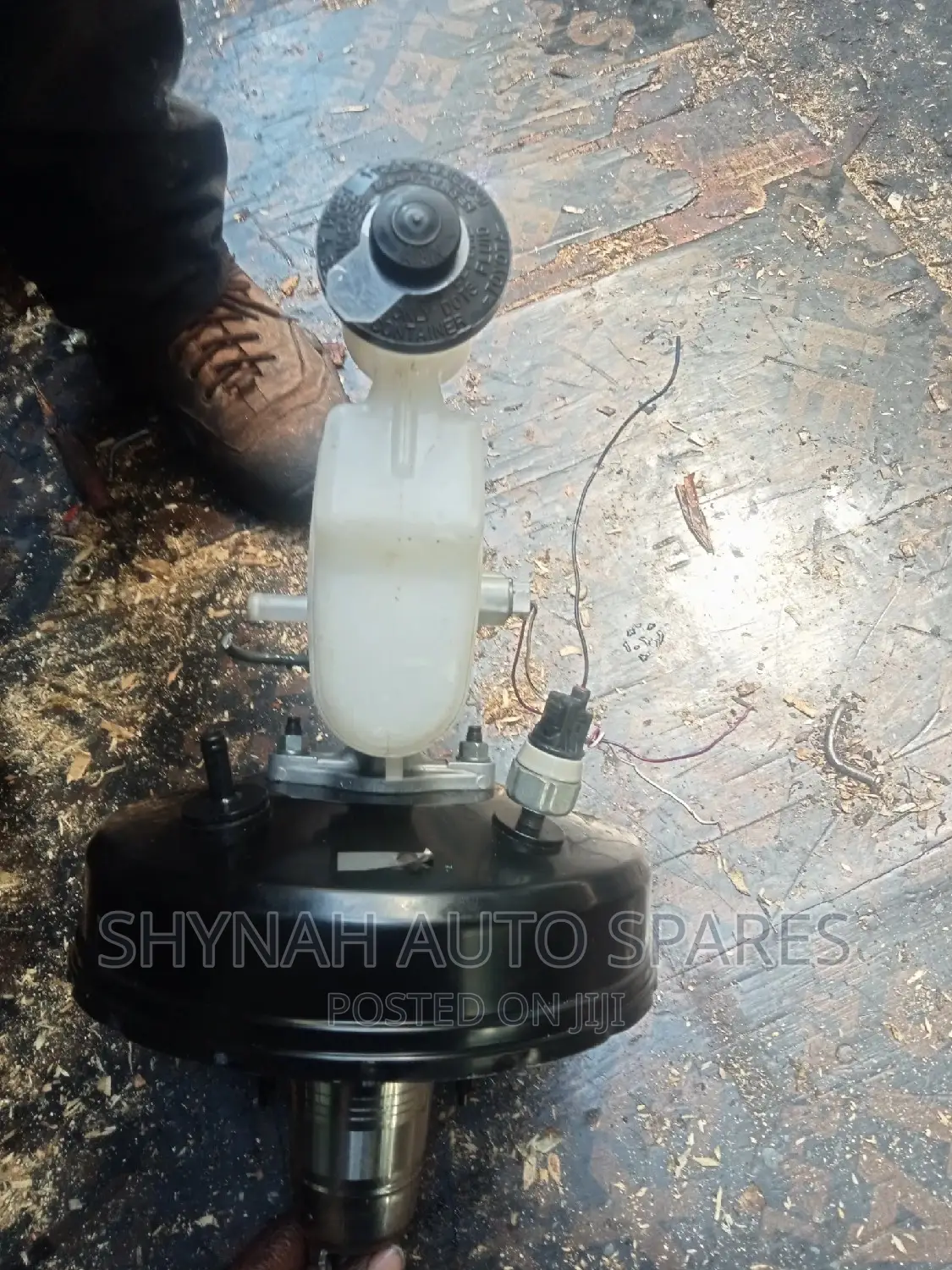 Brake Booster and Master Cylinder Toyota Vigo Japan 