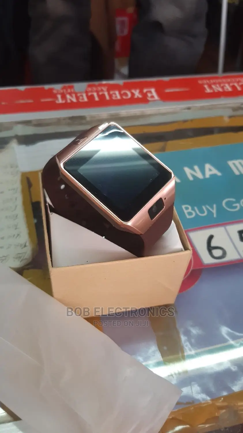 Make Calls Text Whatsap With This Brand New Smartwatch
