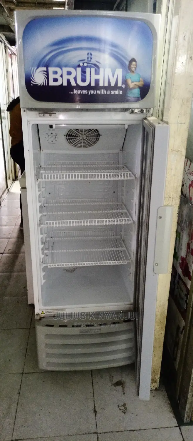 Display Fridge Bruhm