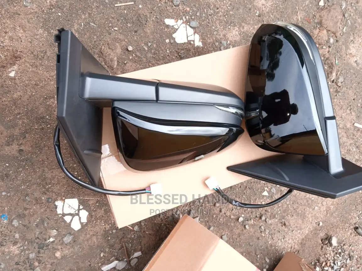 Side Mirror Harrier Hybrid 2014