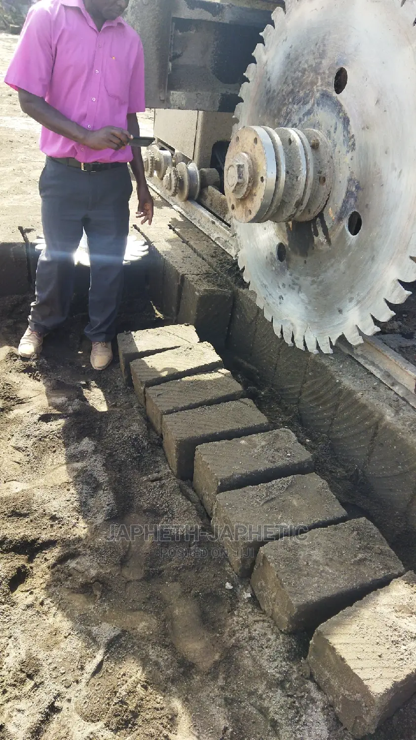 Smooth Machine Cut Stones,*