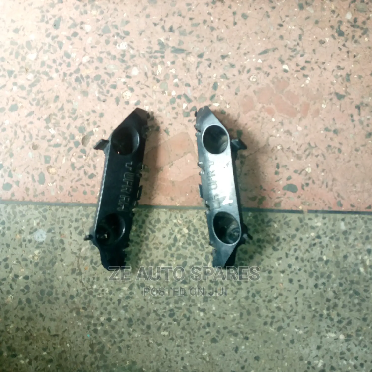 Nissan Note Bumper Slide 2013