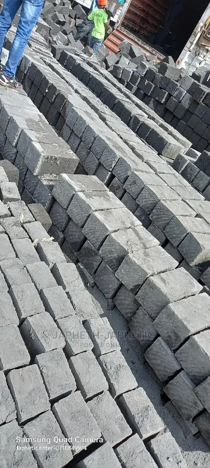 Machine Cut Stones,Grade 1