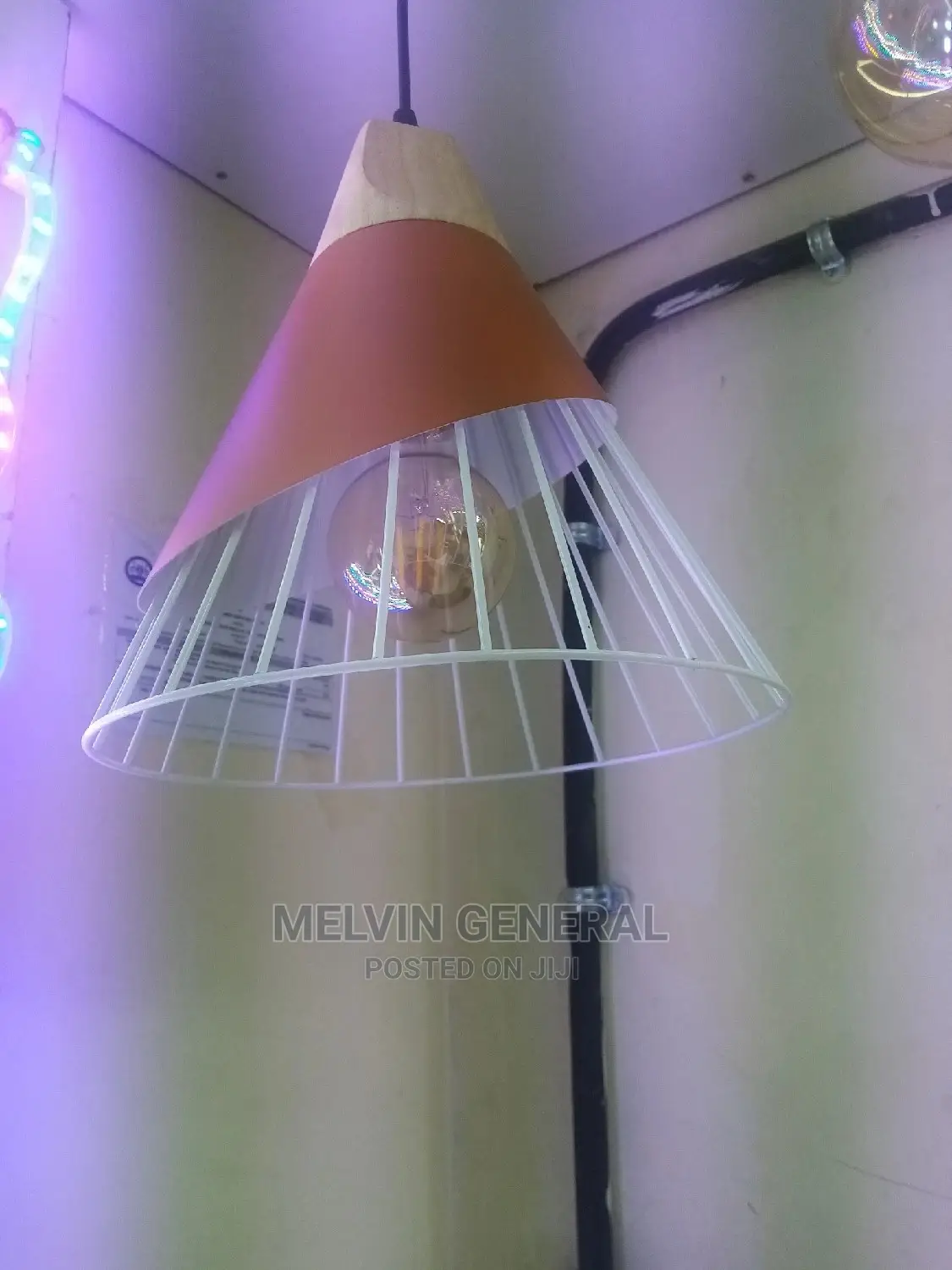 Hanging Bulb