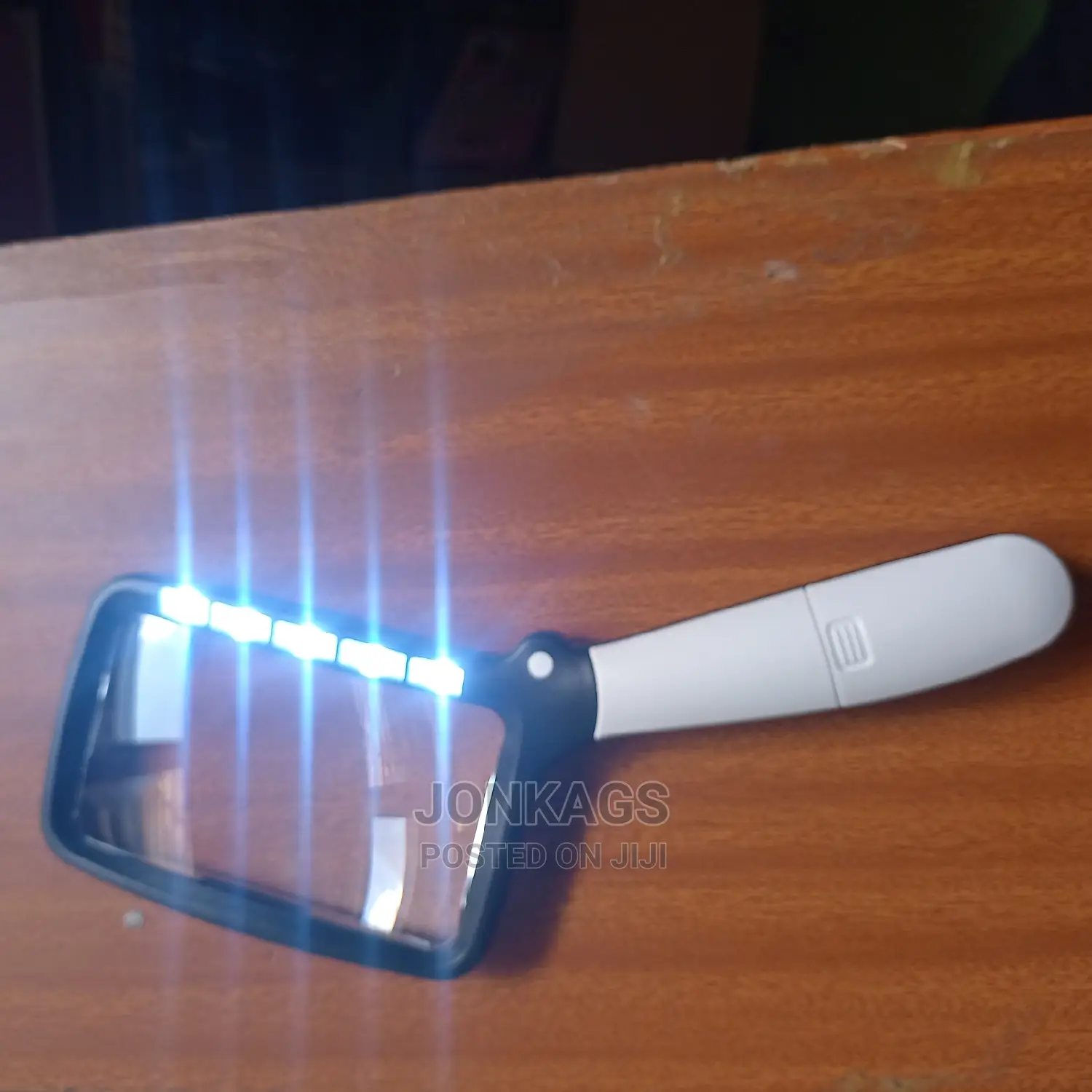 Rectangular Magnifying Glass