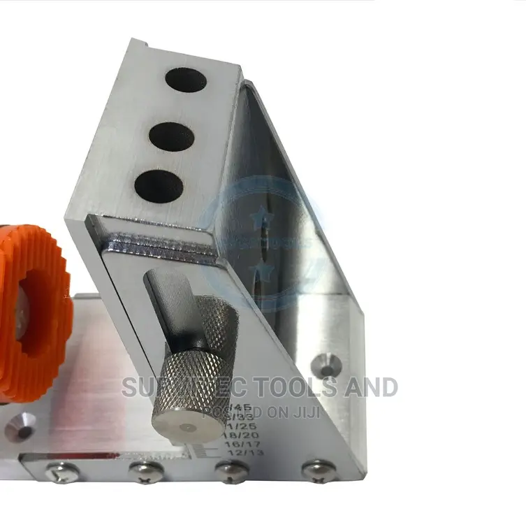 Pocket Hole Jig System With Plugs