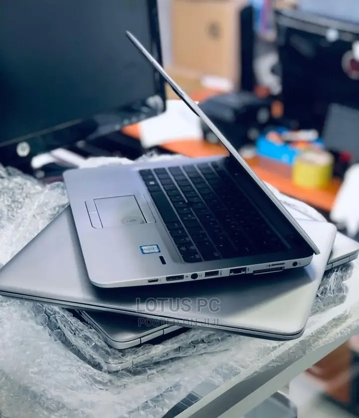 Laptop HP EliteBook 820 8GB Intel Core I5 SSD 160GB