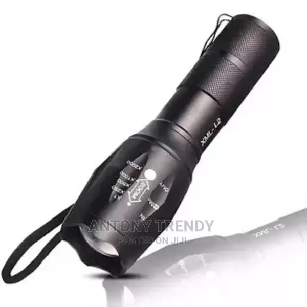 XML T6 Waterproof Zoomable Military Tactical Flashlight