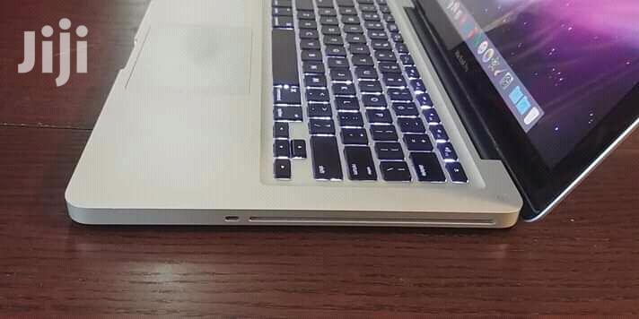 Laptop Apple MacBook Pro 4GB Intel Core i5 HDD 500GB