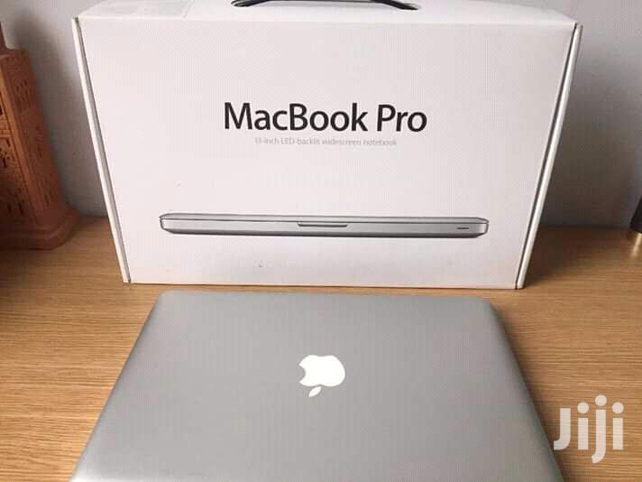 Laptop Apple MacBook Pro 4GB Intel Core i5 HDD 500GB