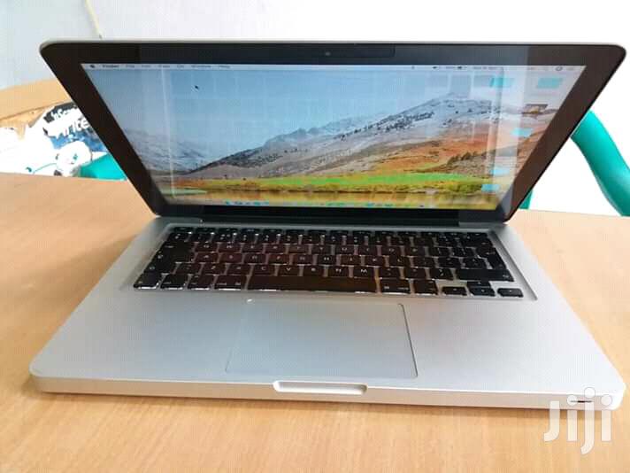 Laptop Apple MacBook Pro 4GB Intel Core i5 HDD 500GB