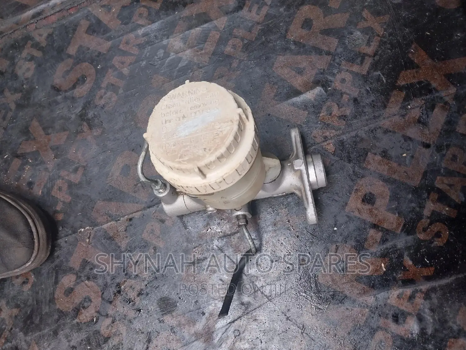 Brake Master Cylinder Mitsubishi L200