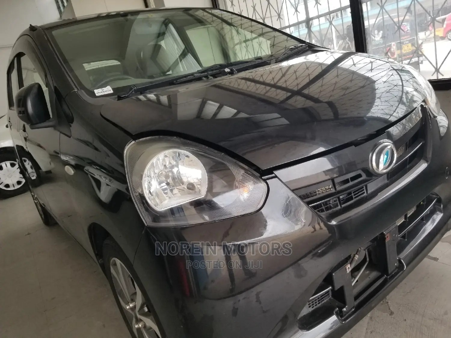 Daihatsu Mira 2015 Black