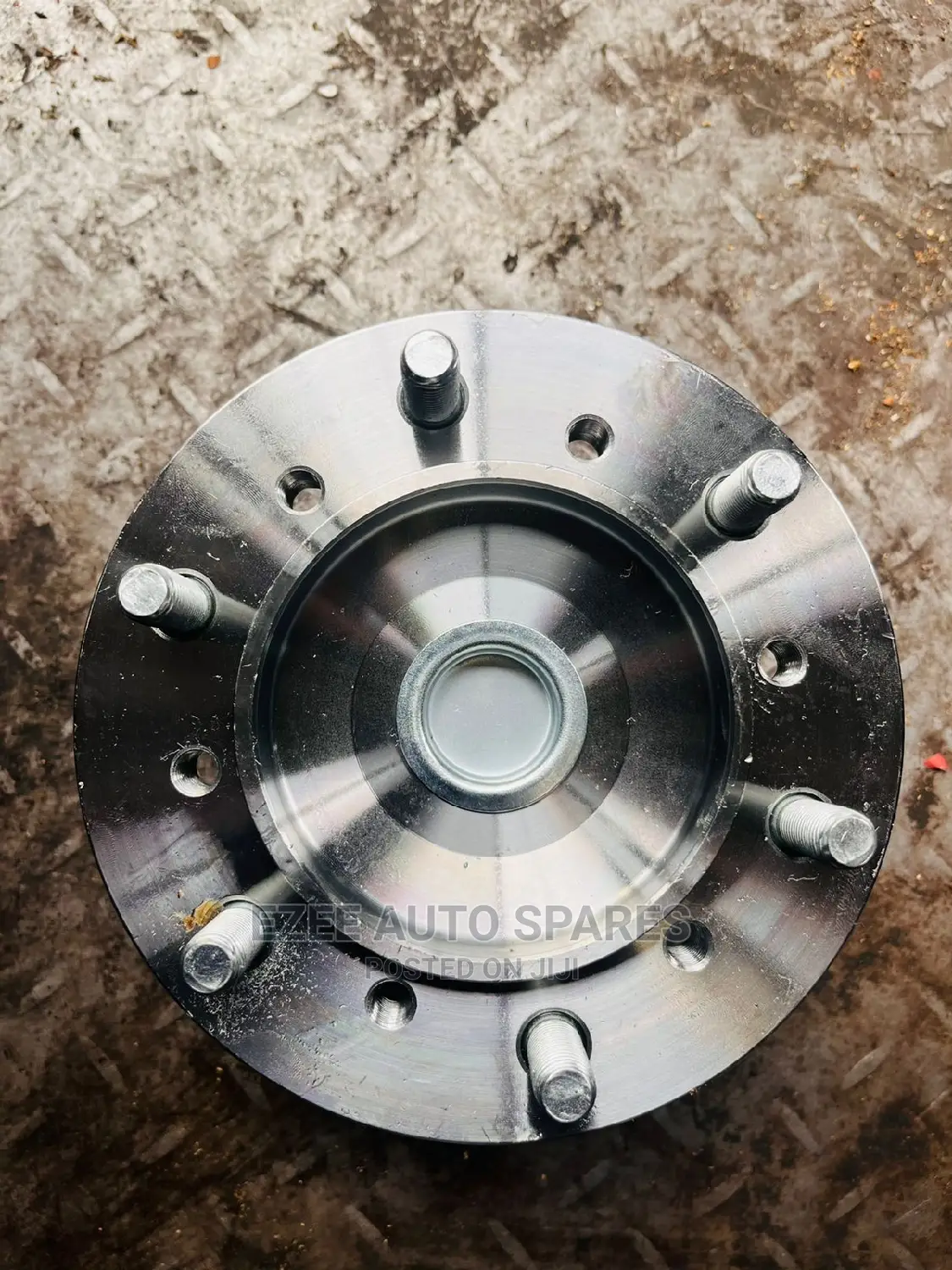 Toyota Hiace 7L 2WD Hub New