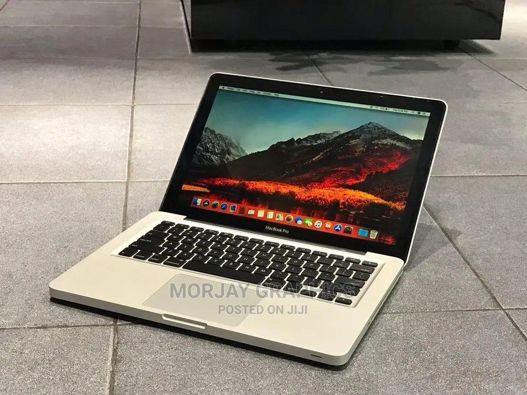 Laptop Apple MacBook Pro 4GB Intel Core I5 500GB