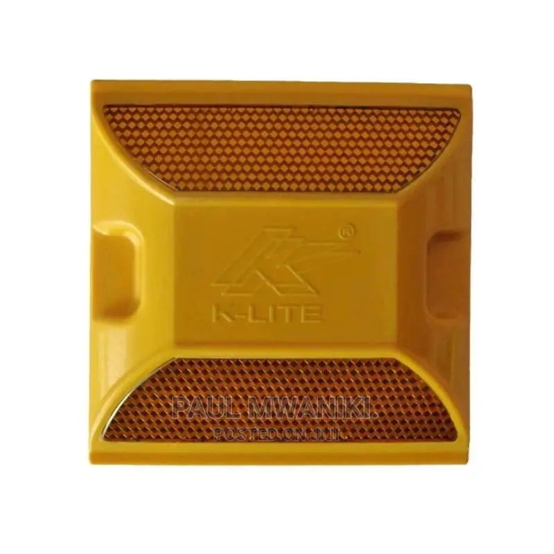 Traffic Sign Road Stud Cat Eye Raised Pavement Makers.