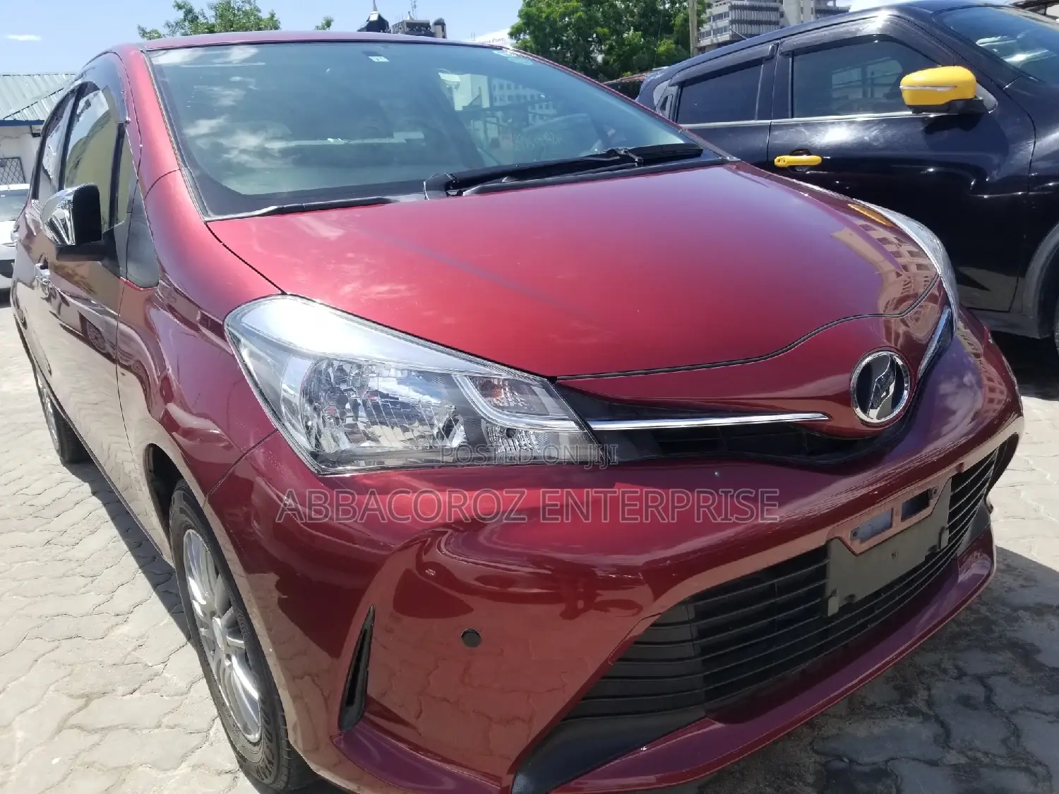 Toyota Vitz 1.3 FWD 3dr 2015 Red