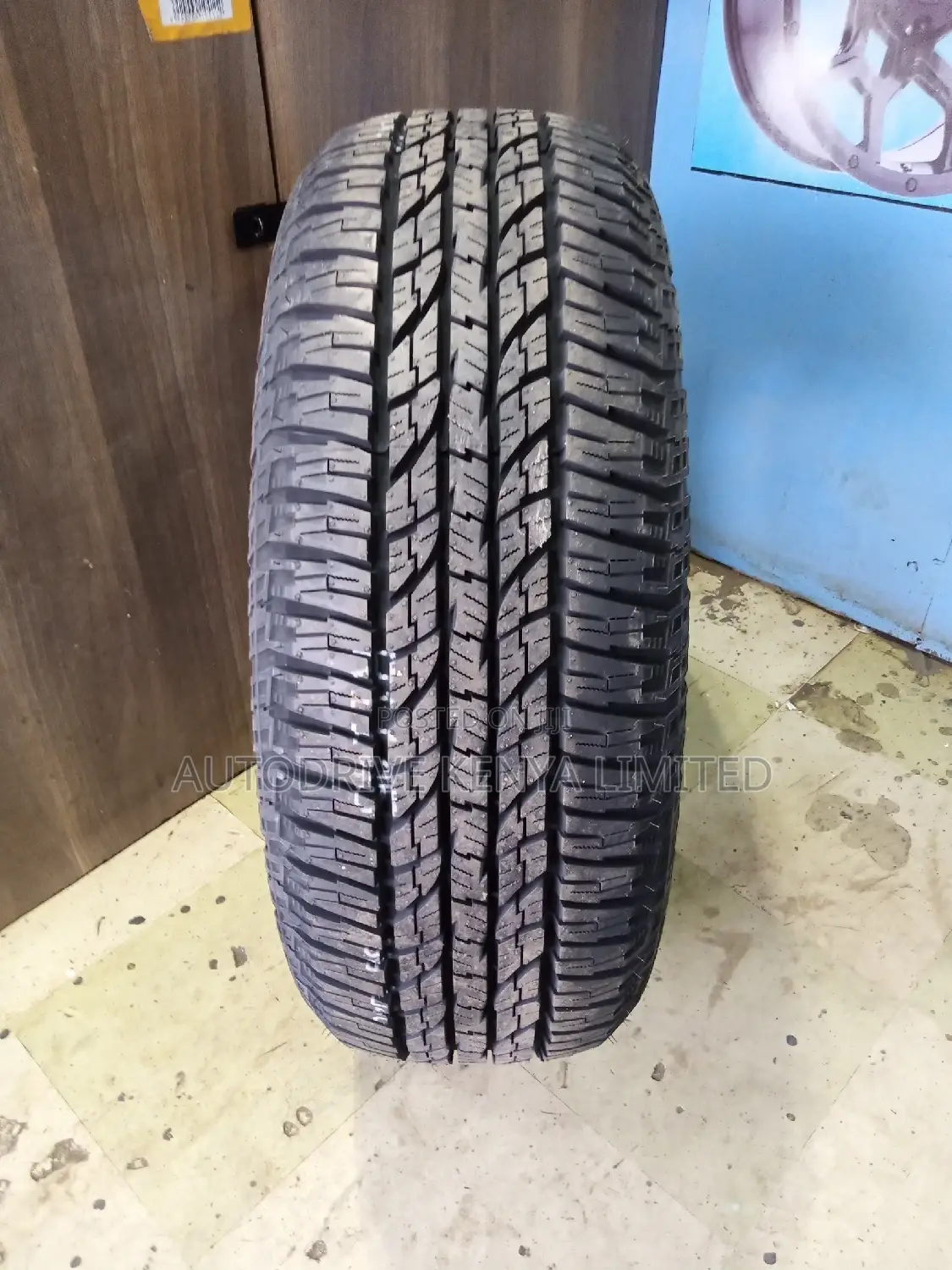 235/60r18 Yokohama All-Terrain