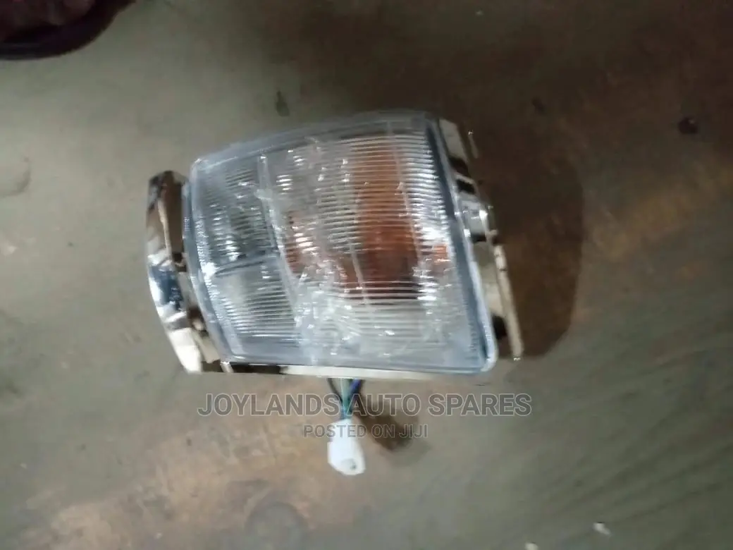 Corner Lamp Hilux Tacoma