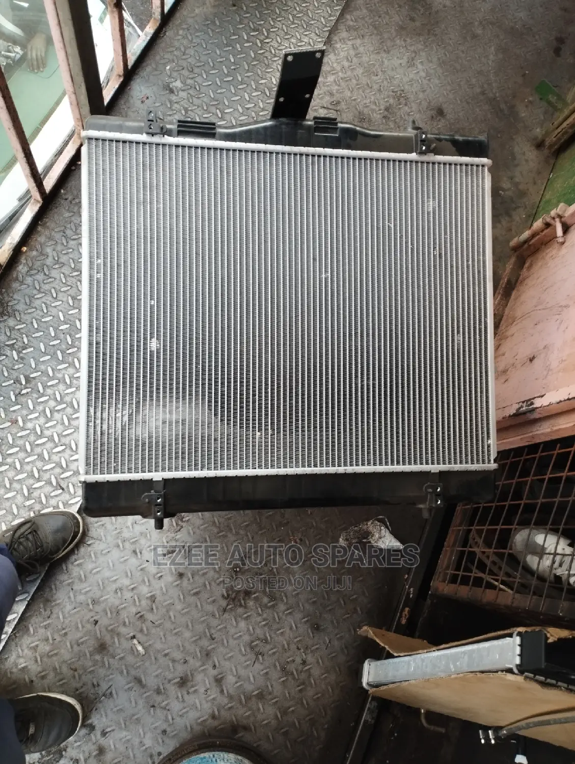 Radiator Box 7L Toyota Hiace
