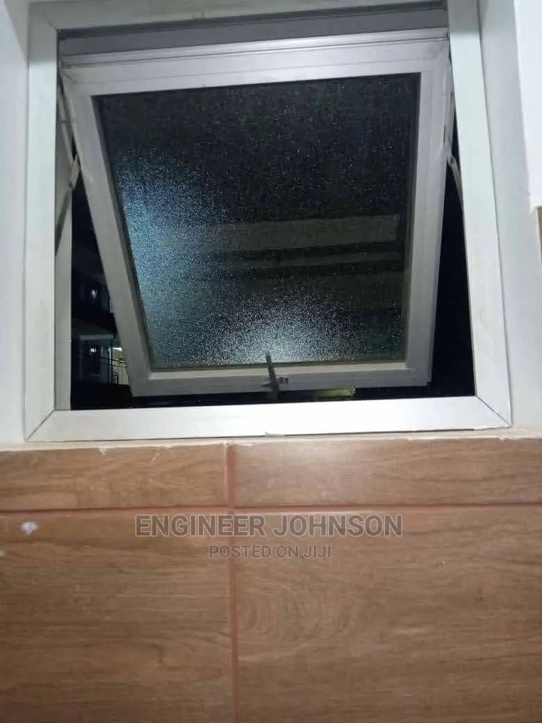 Aluminium With Mdf Partition