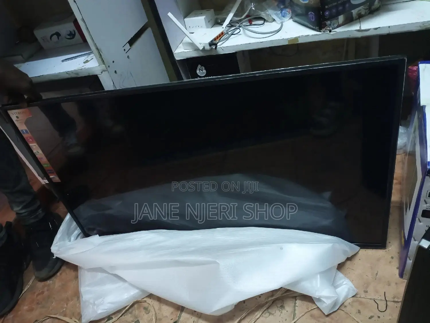 43" Relayable Smart Tv