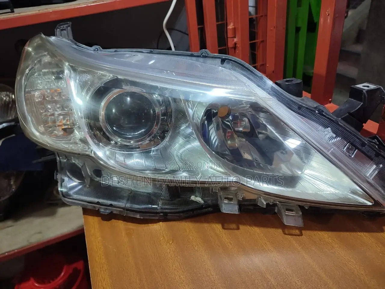 Mark X 2010 Headlight Xenon