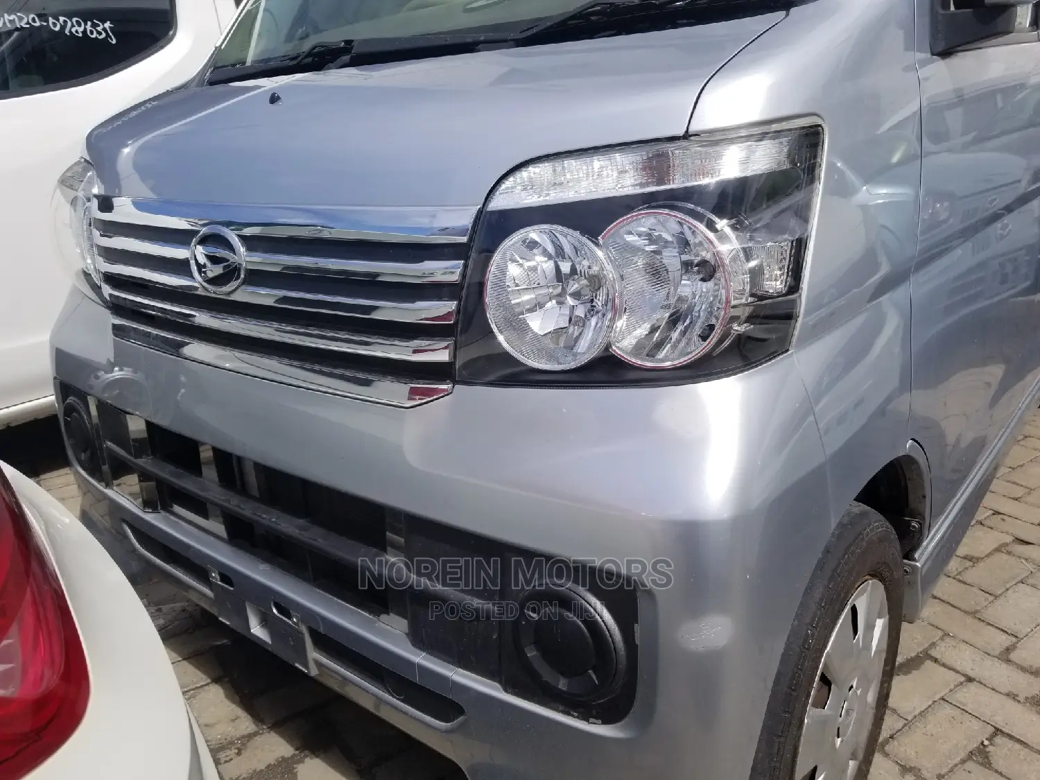 Daihatsu Atrai 2014 Silver