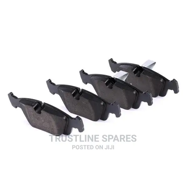 BMW Series 3, Front Brake Pad Set- Textar 2328702.