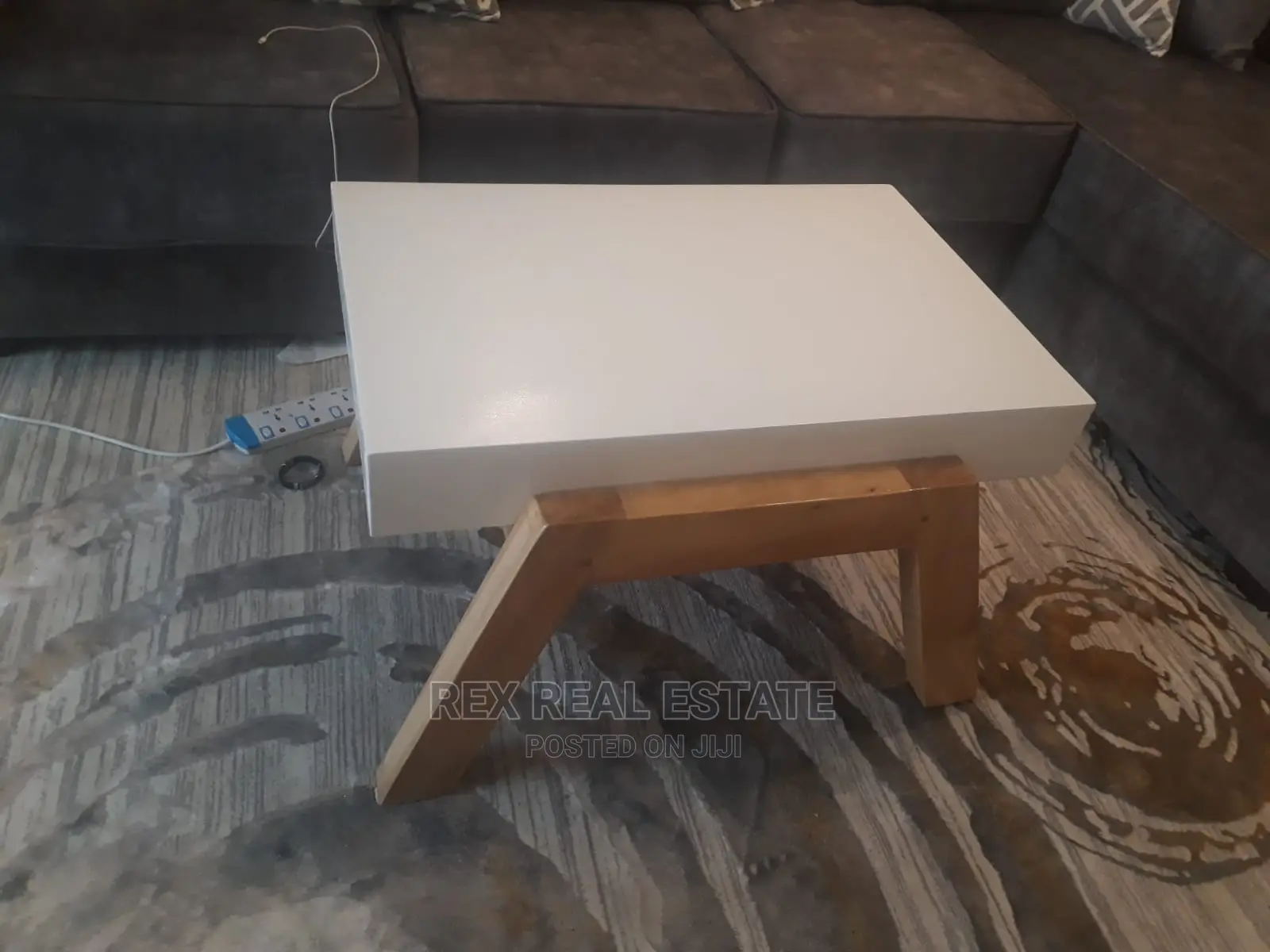 Lavish 2bedroom Fully Furnished Apartment Near Yaya Centre